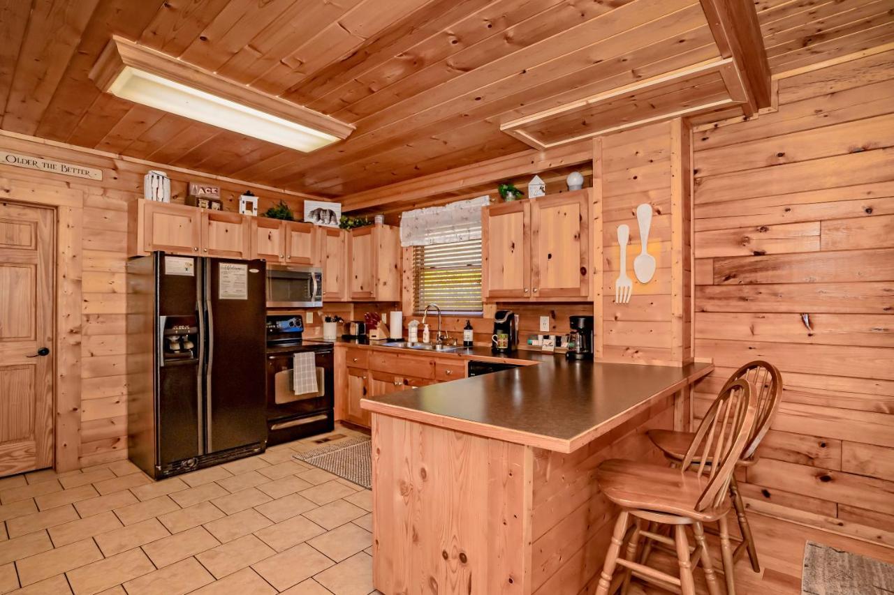 *Family Friendly Cabin Near Dollywood! Pigeon Forge Buitenkant foto